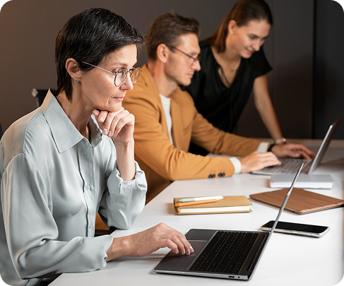 Equipo de trabajo en Kursoria